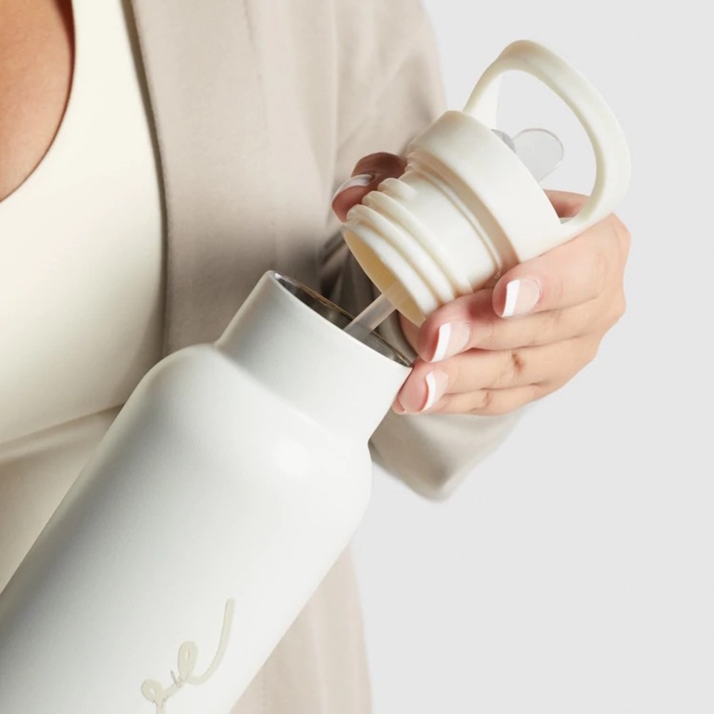 WHITNEY SIMMONS GYMSHARK WATER BOTTLE LIMITED EDITION SOLD OUT